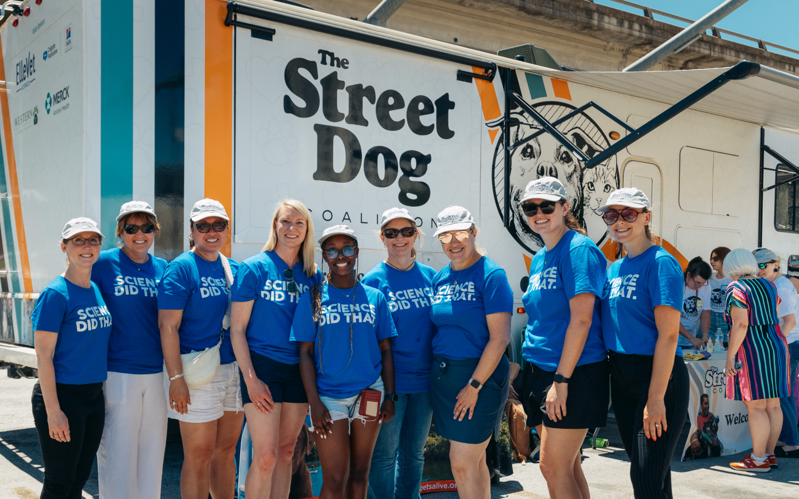 Hill's volunteers at a Hill's Pet & Street Dog Coalition Event